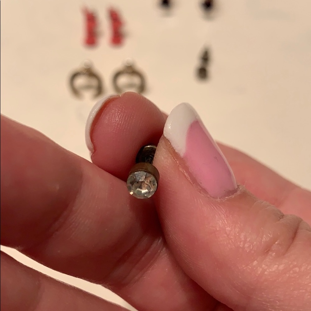 ๐๐ Earring Bundle ๐๐ - Picture 4 of 4